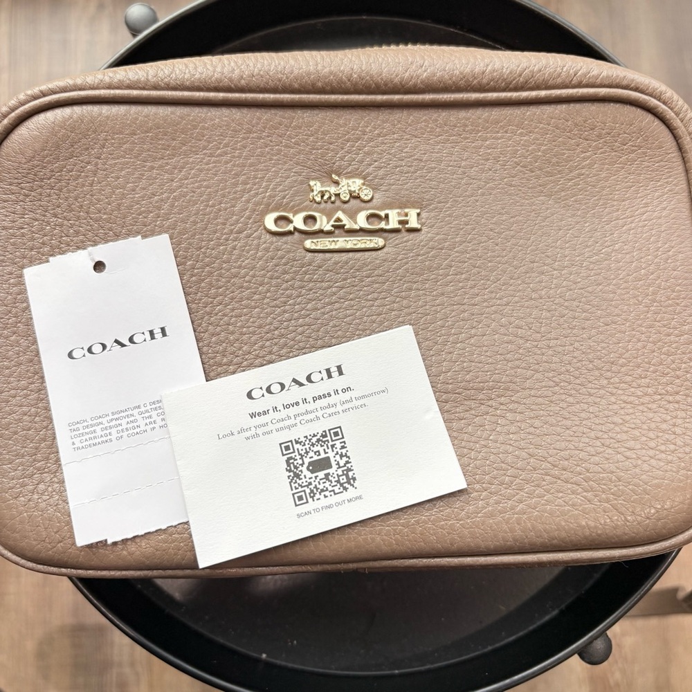 COACH Authentic Taupe Brown Pebbled Leather Crossbody Bag with Gold Hardware - Picture 11 of 16